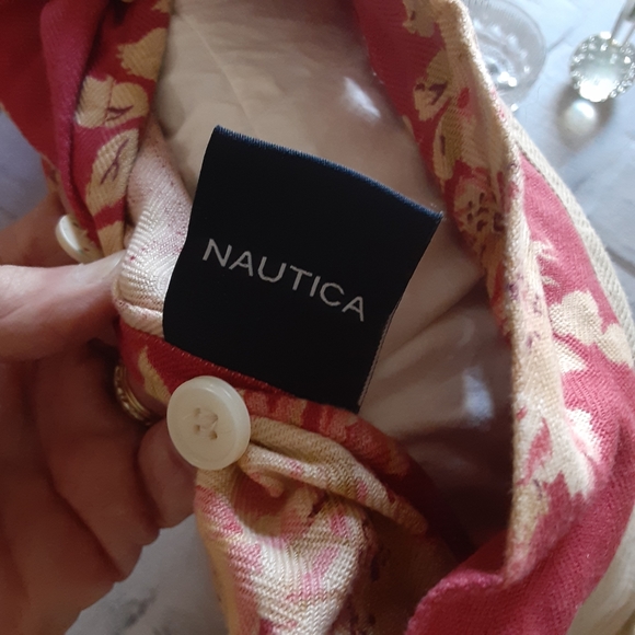 NAUTICA, Floral & Check, Cotton Cover w Buttons, Grey Down & Feather Thro Pillow - Picture 3 of 6